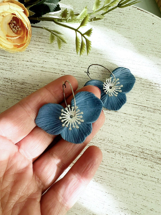 Orecchini fiori azzurri (Copia)