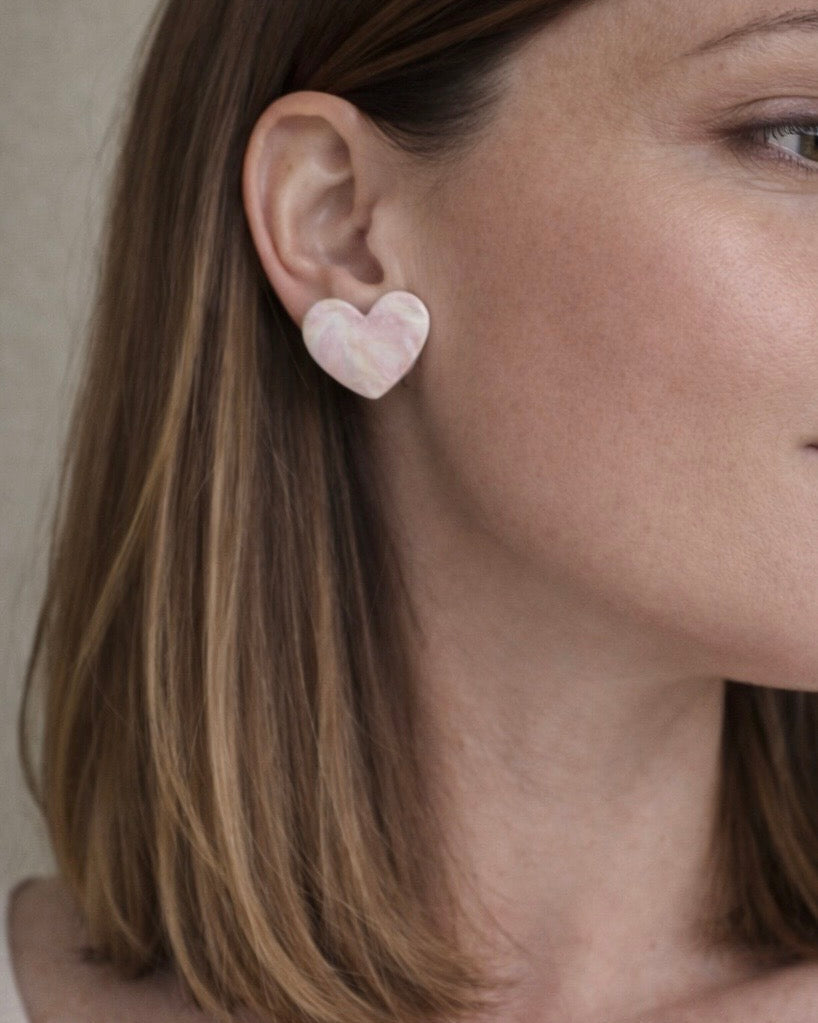 Orecchini a cuore rosa marmorizzato artigianali